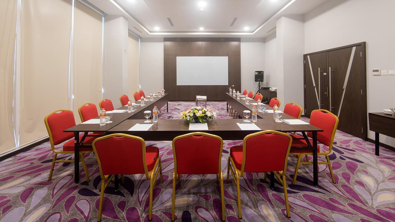 Bigland Hotel & Convention Sentul Bogor Dış mekan fotoğraf